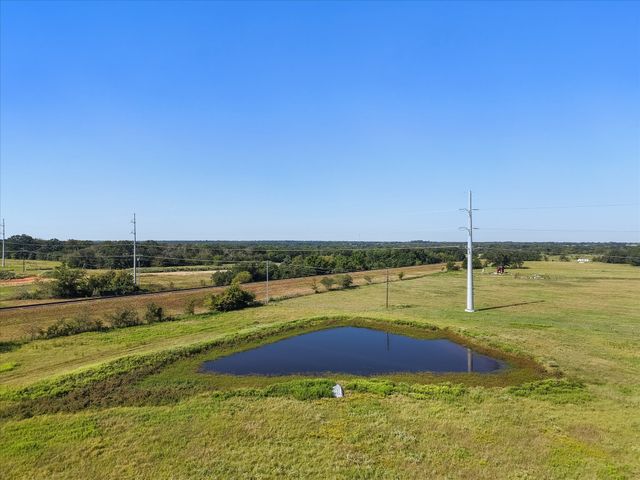 211 FM 2547, Fairfield, TX 75840