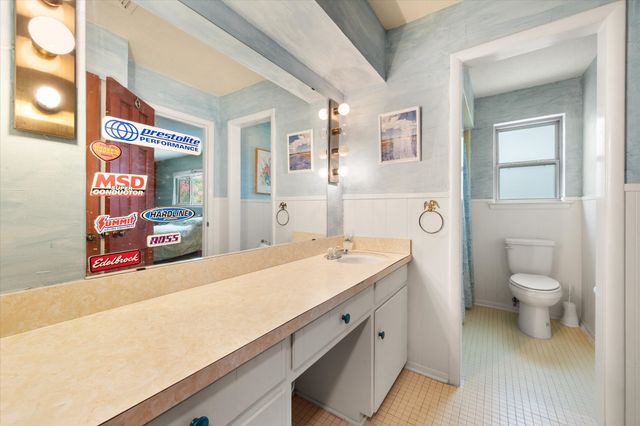 623 N Bowen Road, Arlington, TX 76012