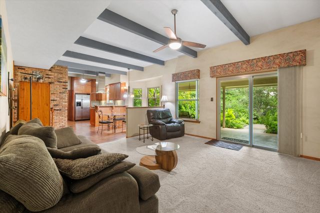623 N Bowen Road, Arlington, TX 76012
