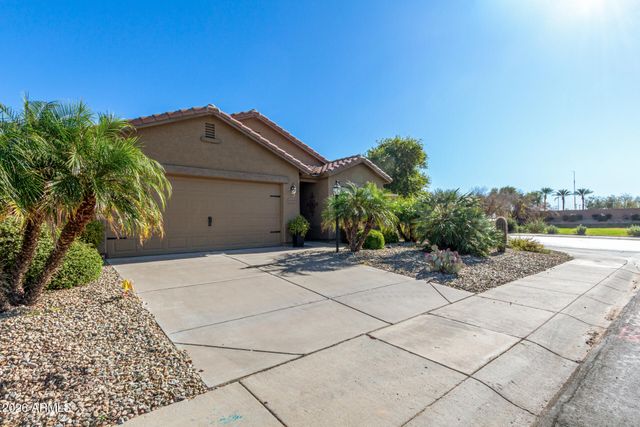 9211 N 183RD Drive, Waddell, AZ 85355