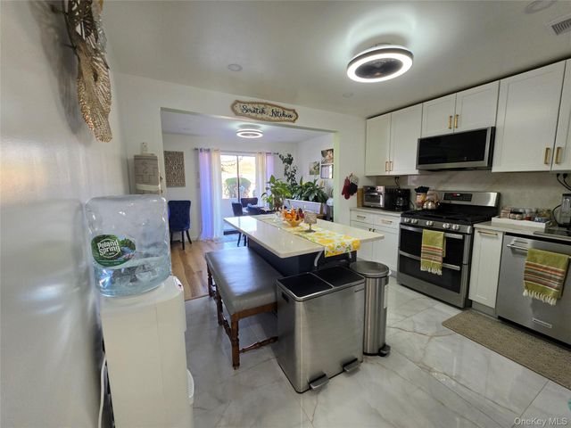 241 Country Club Lane, Pomona, NY 10970