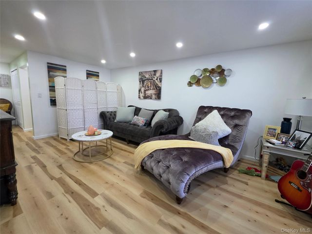 241 Country Club Lane, Pomona, NY 10970
