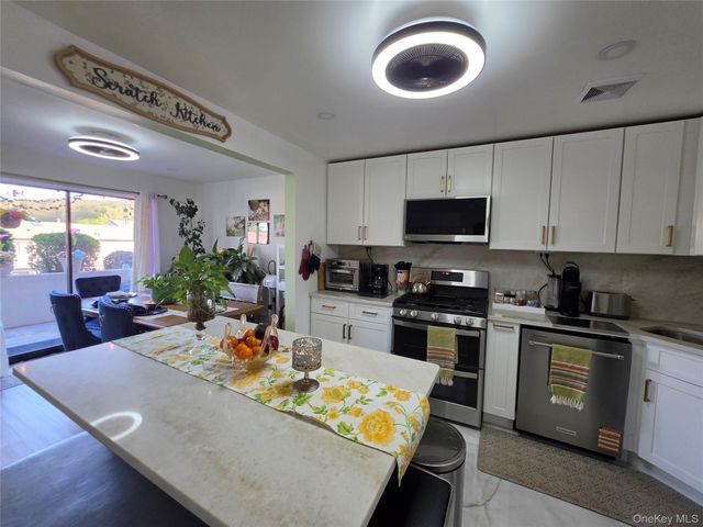 241 Country Club Lane, Pomona, NY 10970