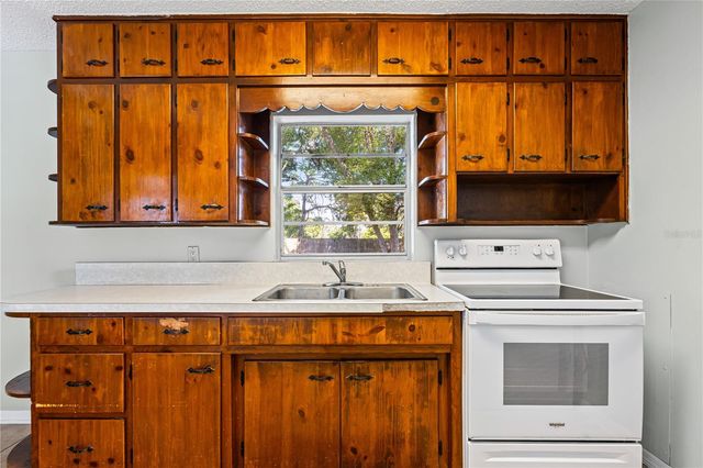 2504 CETRA COURT, Lakeland, FL 33801