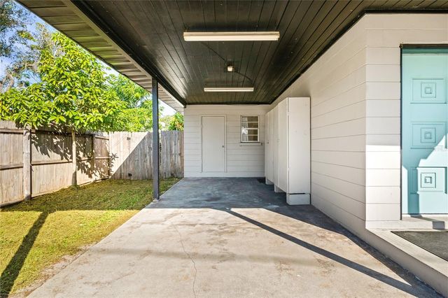 2504 CETRA COURT, Lakeland, FL 33801