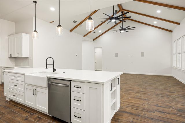 2902 Davis Road, Granbury, TX 76049