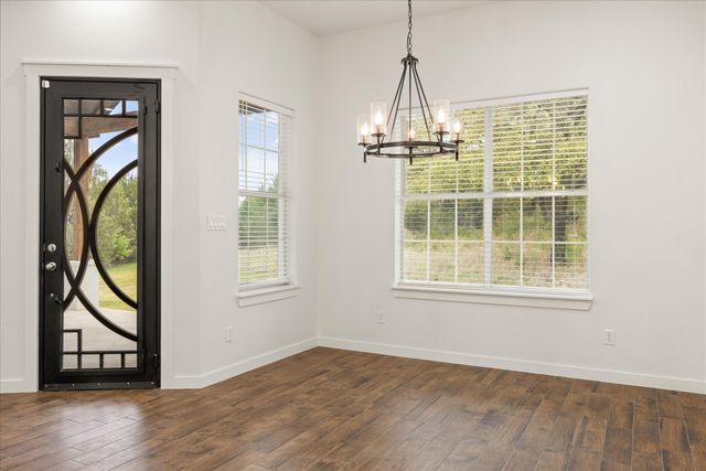 2902 Davis Road, Granbury, TX 76049