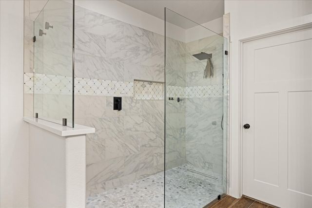 2902 Davis Road, Granbury, TX 76049