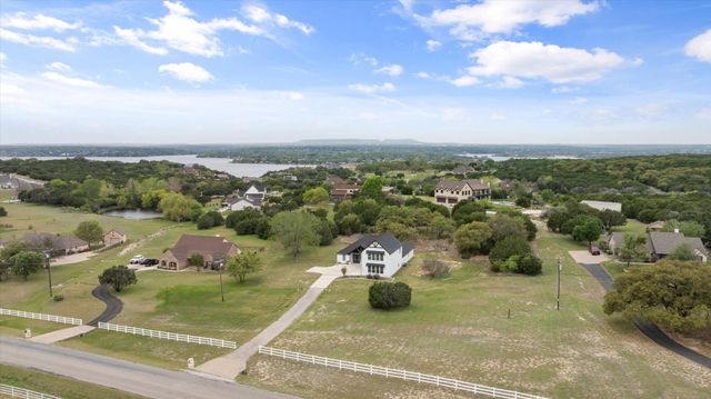 2902 Davis Road, Granbury, TX 76049