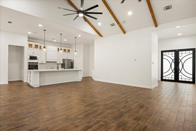 2902 Davis Road, Granbury, TX 76049