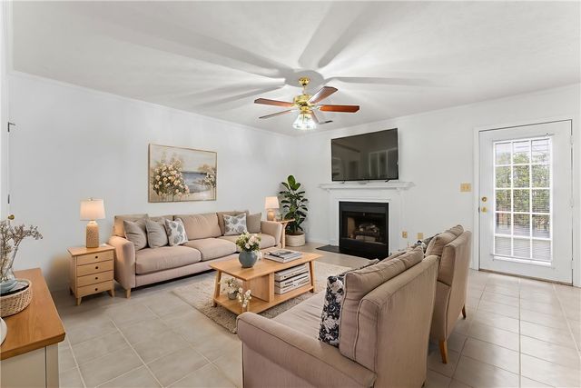 40 Wood Pointe Drive 25, Greenville, SC 29615