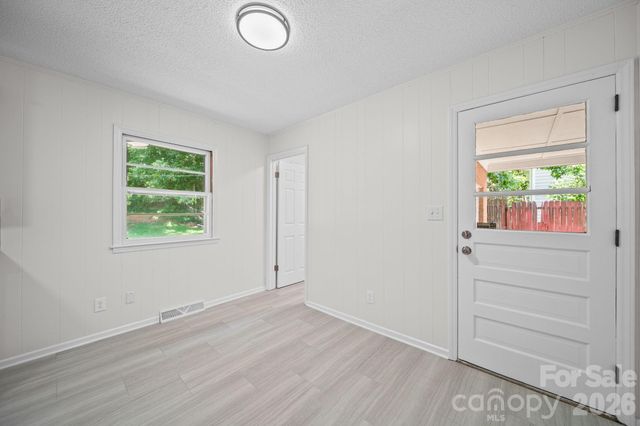 240 Nila Dawn Avenue, Gastonia, NC 28052