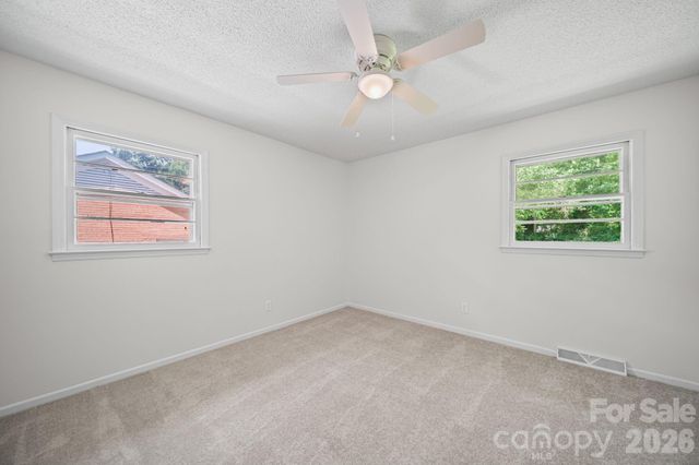 240 Nila Dawn Avenue, Gastonia, NC 28052