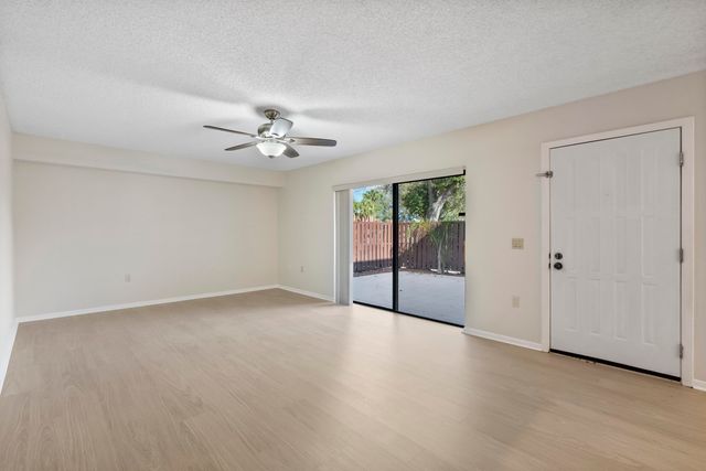 2930 SW Sunset Trace Circle, Palm City, FL 34990