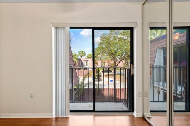 2930 SW Sunset Trace Circle, Palm City, FL 34990