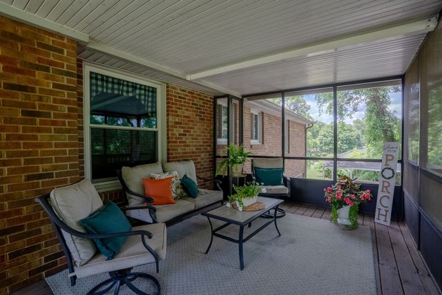 4817 Matterhorn Dr, Old Hickory, TN 37138