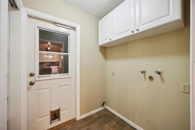 13882 Hollowgreen Drive 810, Houston, TX 77082