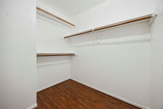 13882 Hollowgreen Drive 810, Houston, TX 77082