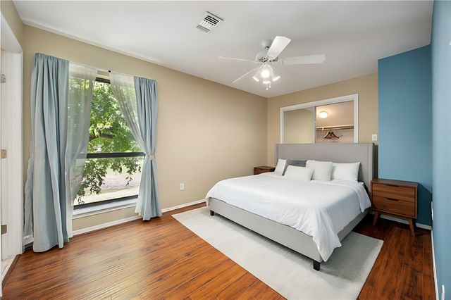 13882 Hollowgreen Drive 810, Houston, TX 77082