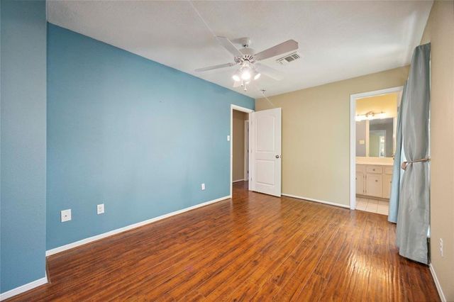 13882 Hollowgreen Drive 810, Houston, TX 77082