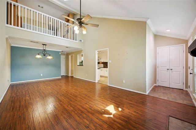 13882 Hollowgreen Drive 810, Houston, TX 77082