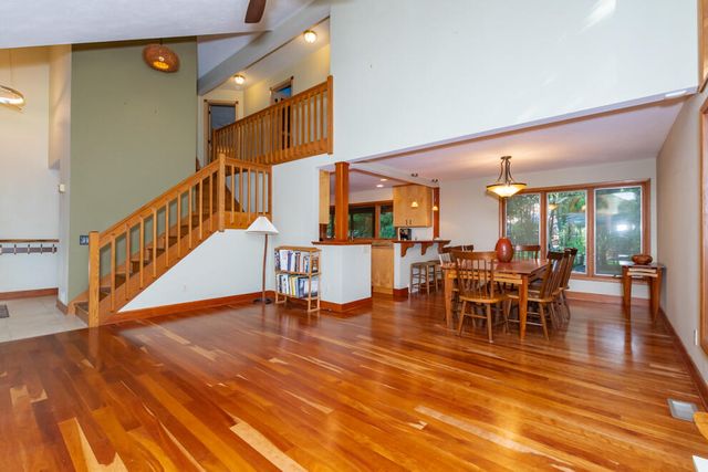 6798 Oak Highlands Drive, Kalamazoo, MI 49009