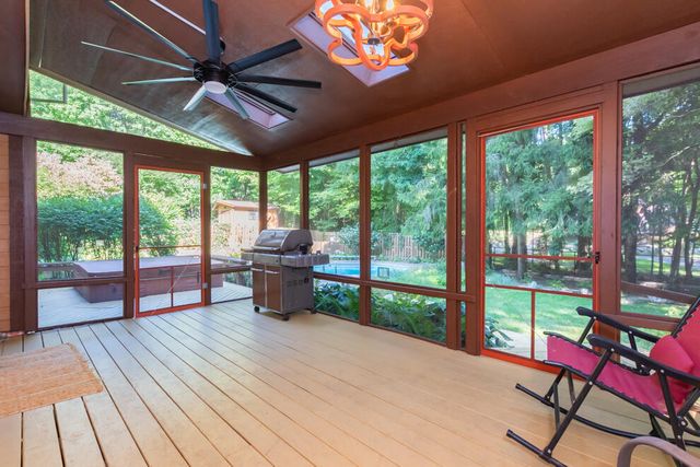 6798 Oak Highlands Drive, Kalamazoo, MI 49009