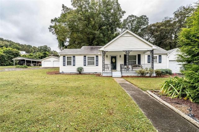13 Spring Circle, Lindale, GA 30147