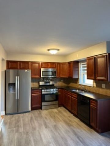 8157 W Walsh Lane 2, River Grove, IL 60171
