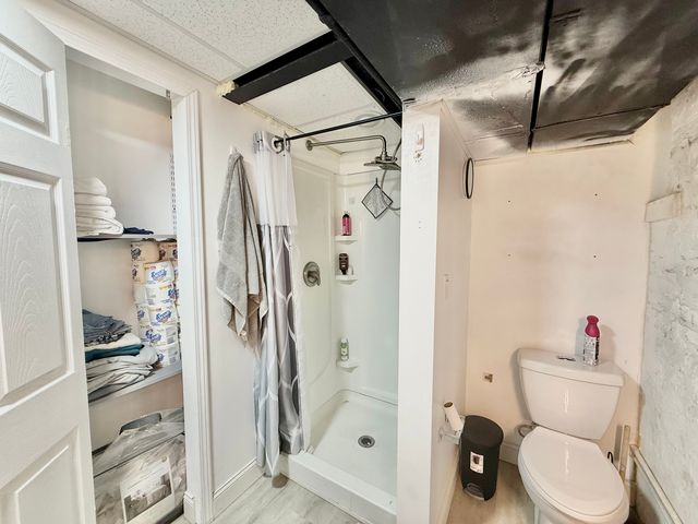 2915 W McLean Avenue, Chicago, IL 60647