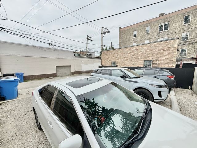 2915 W McLean Avenue, Chicago, IL 60647