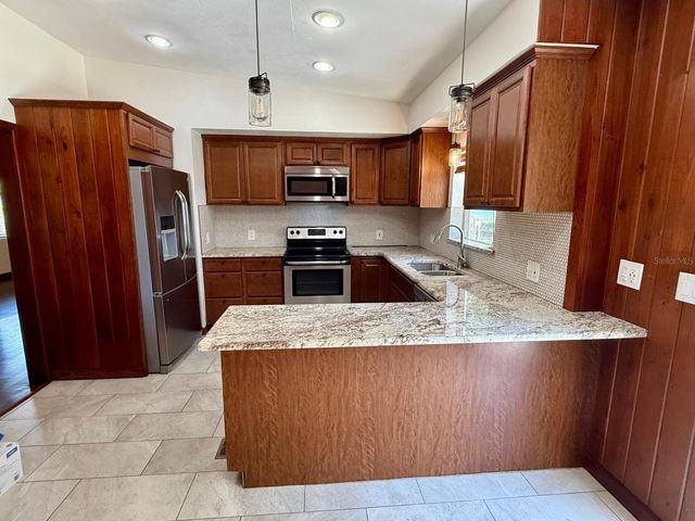 2819 ROGAN ROAD, Orlando, FL 32812