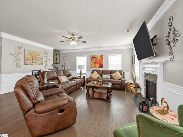 190 Colfax Drive, Boiling Springs, SC 29316