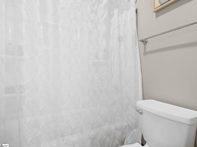 190 Colfax Drive, Boiling Springs, SC 29316