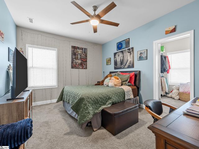 190 Colfax Drive, Boiling Springs, SC 29316