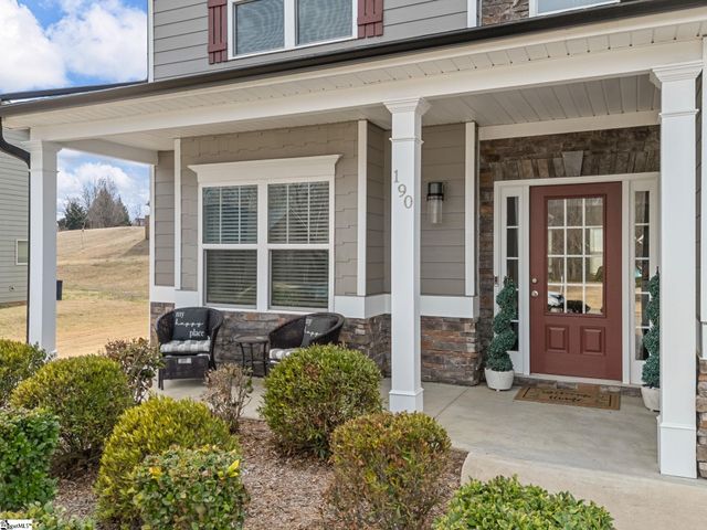 190 Colfax Drive, Boiling Springs, SC 29316