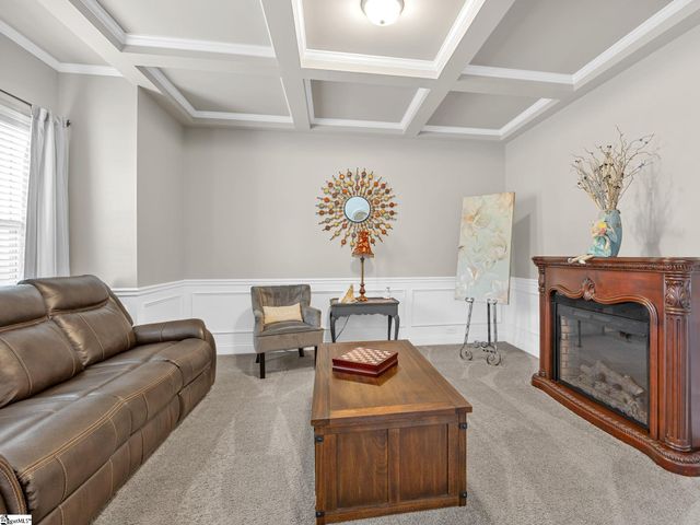 190 Colfax Drive, Boiling Springs, SC 29316