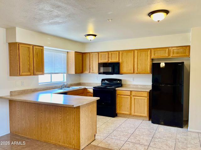 9912 N 87TH Avenue, Peoria, AZ 85345