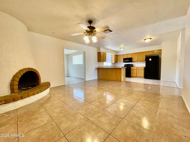 9912 N 87TH Avenue, Peoria, AZ 85345