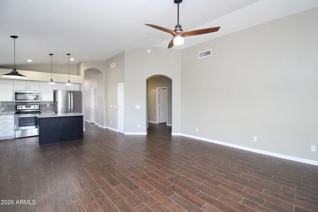 1816 E Morgan Drive, Gilbert, AZ 85295