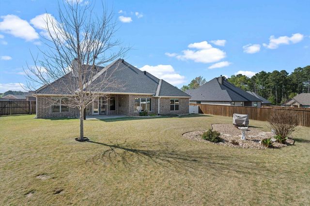 223 Saddle Brook Circle, Hallsville, TX 75650