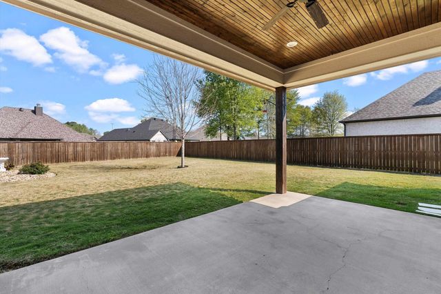 223 Saddle Brook Circle, Hallsville, TX 75650