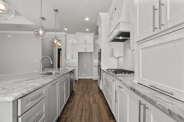 223 Saddle Brook Circle, Hallsville, TX 75650