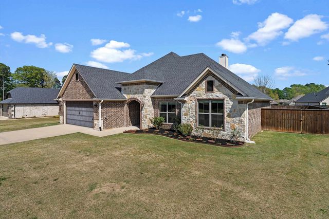 223 Saddle Brook Circle, Hallsville, TX 75650