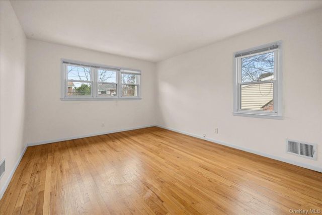 73 Ewart Street, Scarsdale, NY 10583