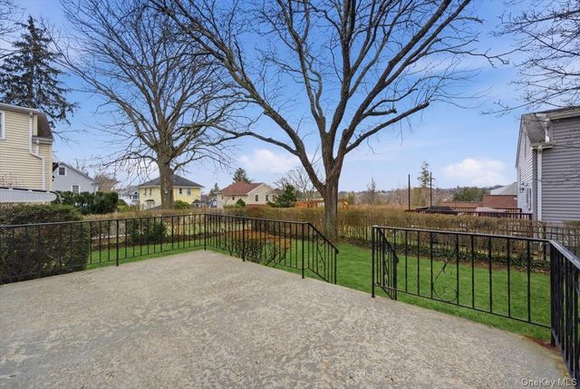 73 Ewart Street, Scarsdale, NY 10583