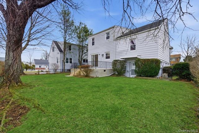 73 Ewart Street, Scarsdale, NY 10583