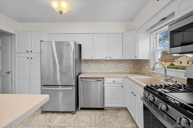 73 Ewart Street, Scarsdale, NY 10583