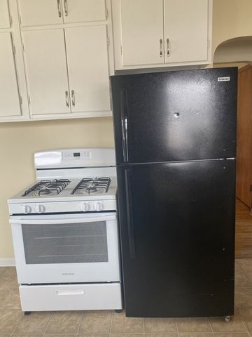 1548 W CENTRAL PARK Avenue, Davenport, IA 52804