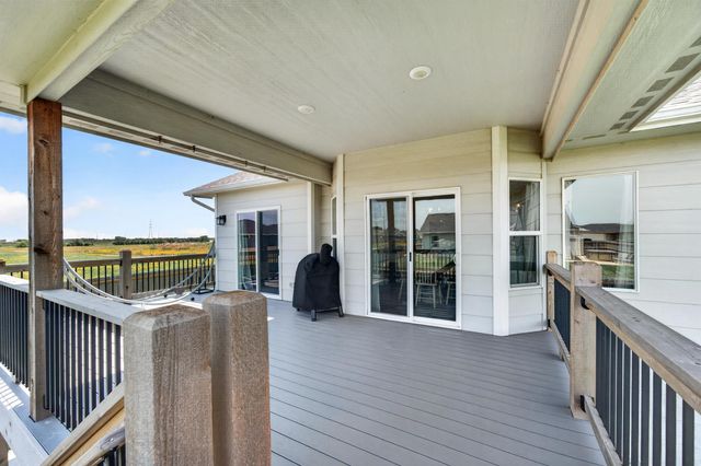 5104 W 46th St S, Wichita, KS 67215